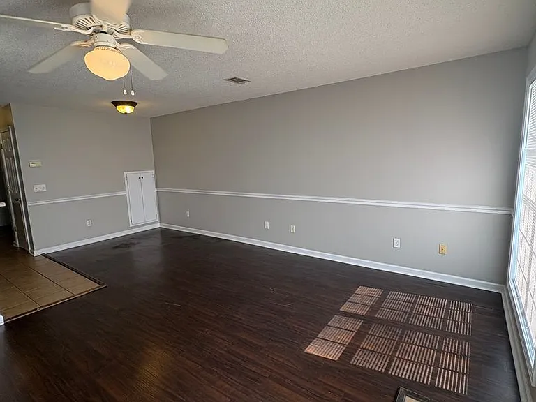 165 N Springview Dr — Photo 12