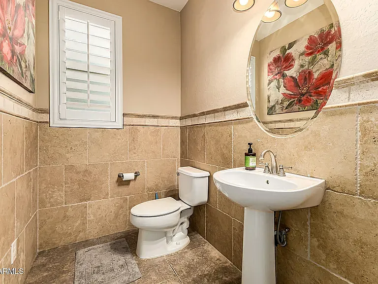 2858 E Shannon St — Photo 17