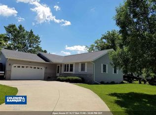 1508 Tara Ct, New London, WI 54961