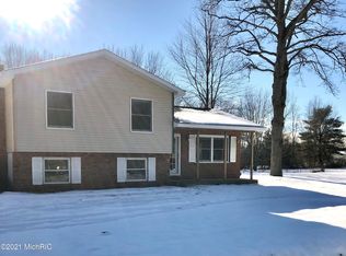 3161 Violet Ave, Muskegon, MI 49442