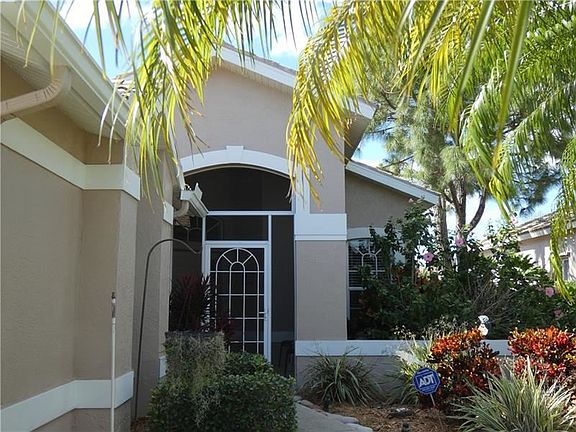 2nd image of 9549 Forest Hills Cir