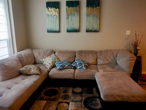 4th image of 228 Urban Ave #228