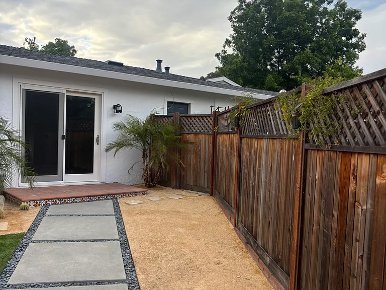 Marty Dr — Photo 4