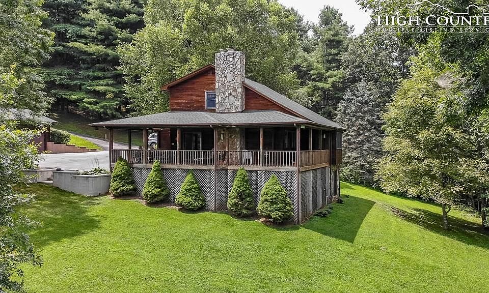 1st image of 434 New River Dr