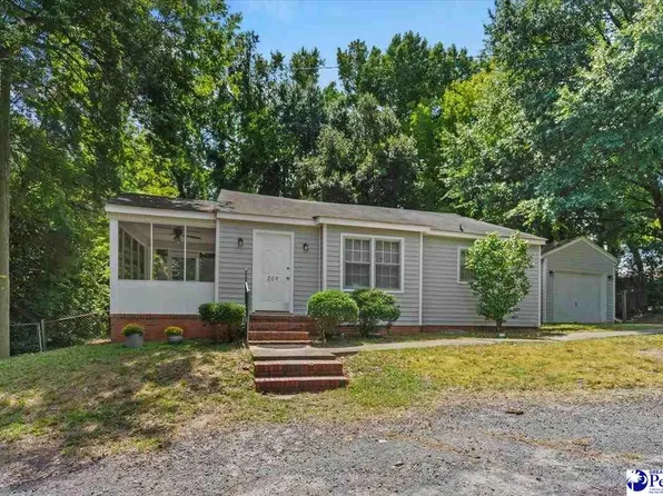209 Sanders St, Darlington, SC 29532