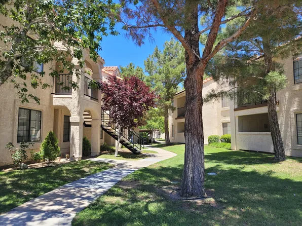 2554 Olive Dr, Palmdale, CA 93550