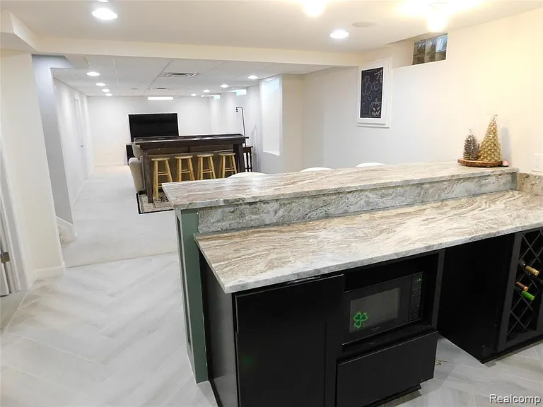 2759 Winter Dr — Photo 18