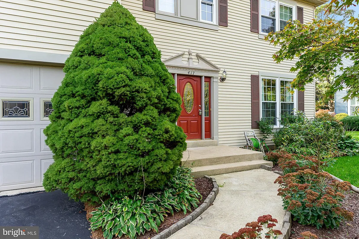 Building Photo - 417 Madison Forest Dr