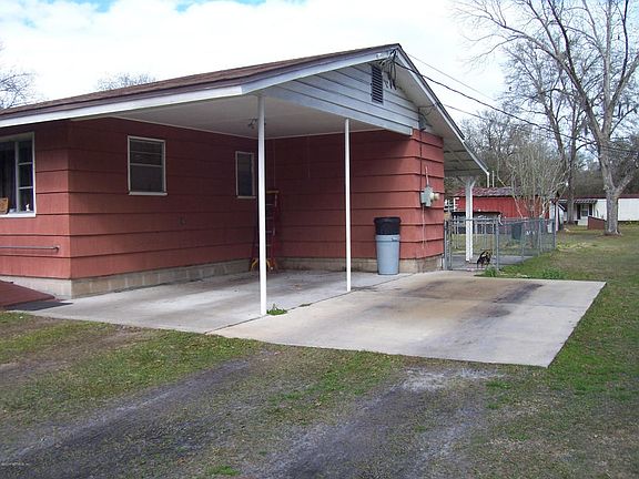2nd image of 2884 Gilmore St
