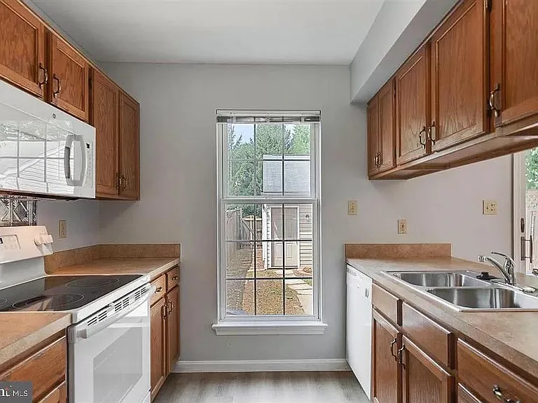 2279 Wetherburne Way — Photo 15