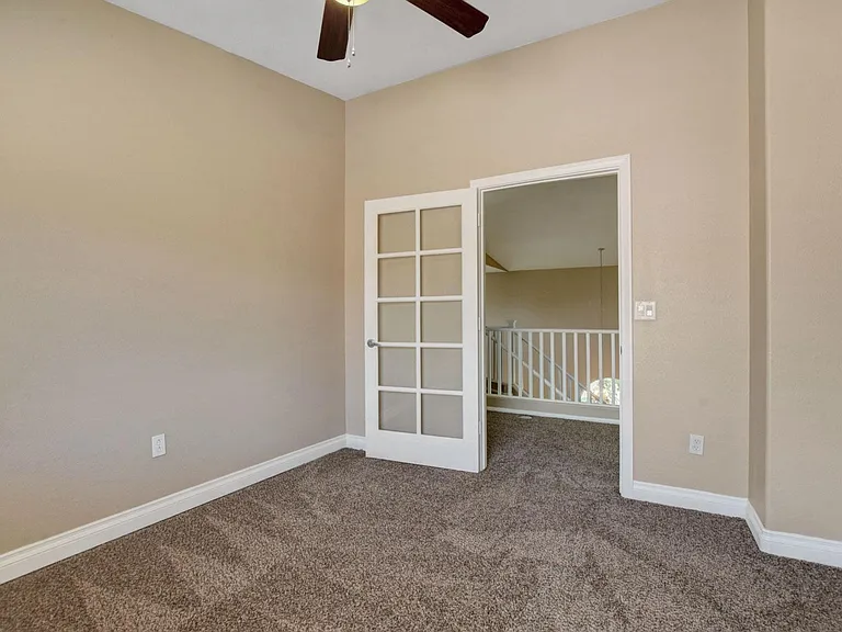 469 Annotto Bay St — Photo 30