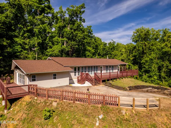 4431 Deer Run Dr, Louisville, TN 37777