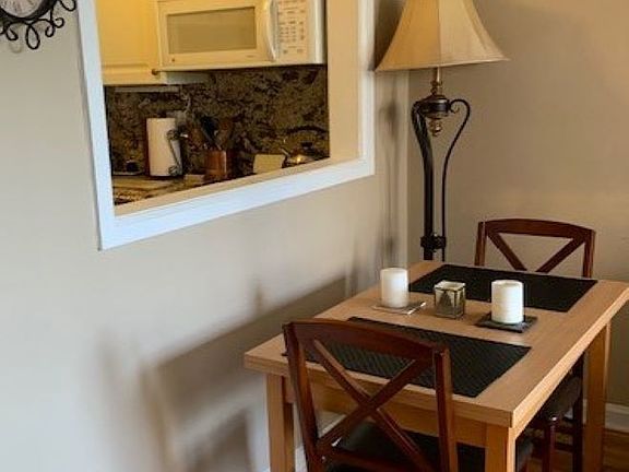 2nd image of 405 East82nd St #5C