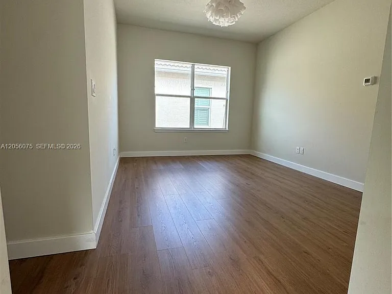 4729 Greenway Dr — Photo 14