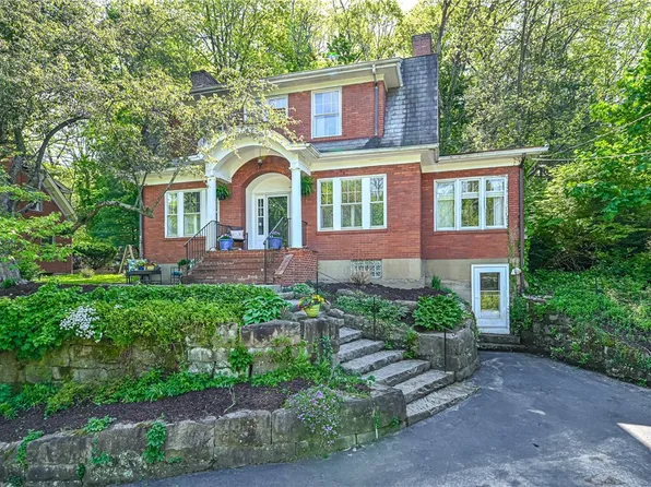 702 Delafield Rd, Pittsburgh, PA 15215