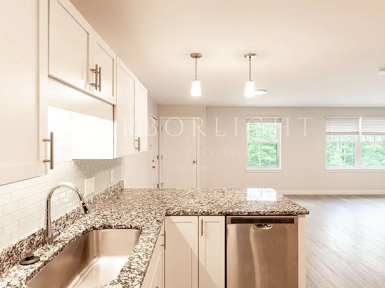 37 Mill Commons Dr #227 — Photo 12