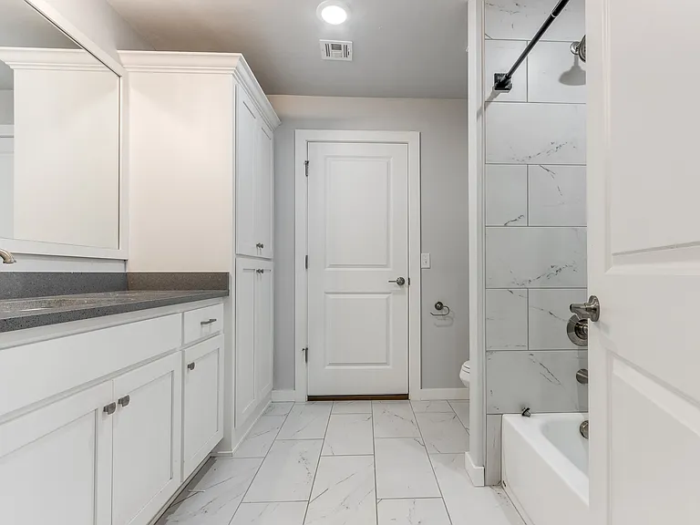 16421 Water Stone Way — Photo 28