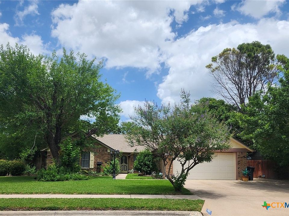 1st image of 4901 Creekside Dr
