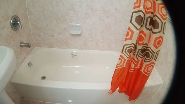 Rented by Sprint Realty | media 14