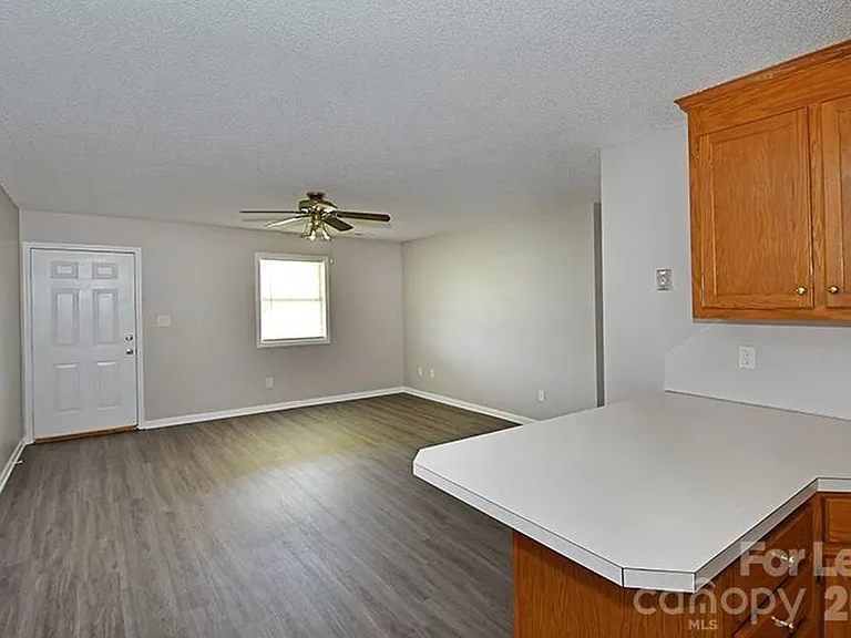 152 Glen Gar Dr — Photo 5