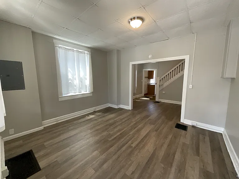 38 Philadelphia Ave — Photo 2
