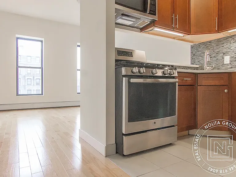 183 Lenox Ave #3 — Photo 1