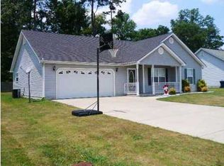 88 Century Dr, Rossville, GA 30741