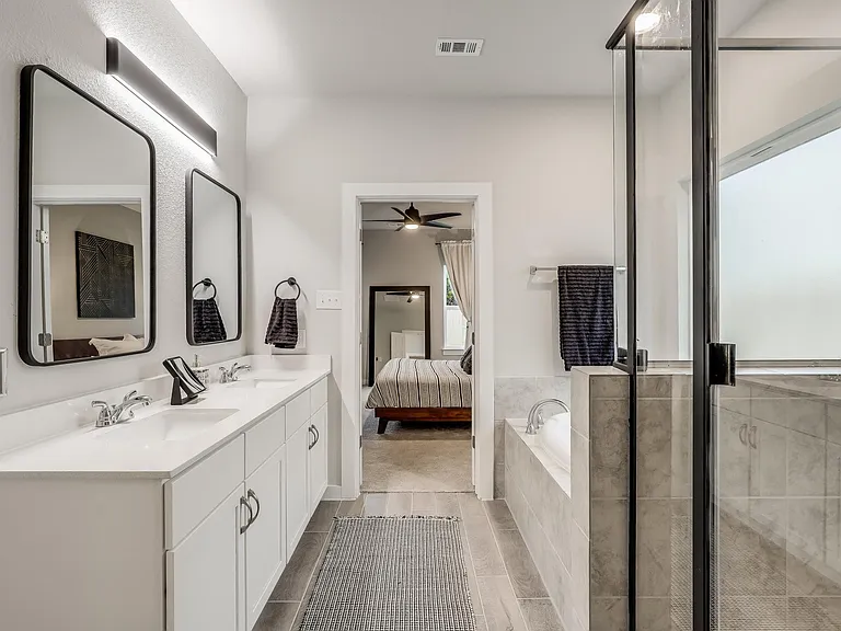 11429 Comano Dr — Photo 21