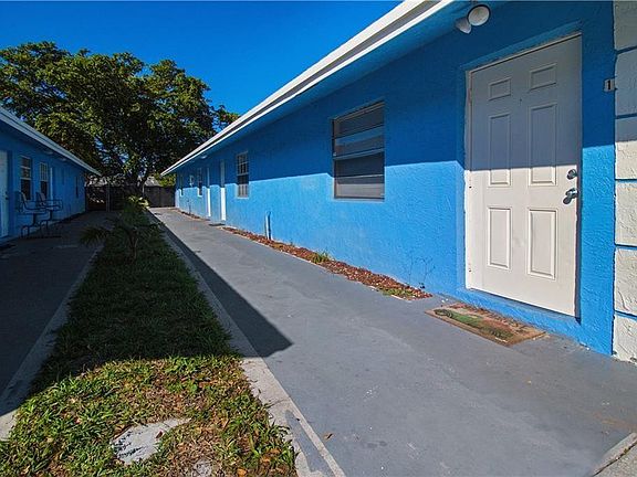 2nd image of 1305 NW 2nd Avenue