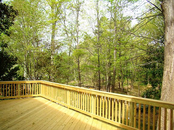 5th image of 126 Waterford Dr