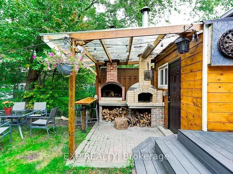 72 Billington Cres #UPPER — Photo 26