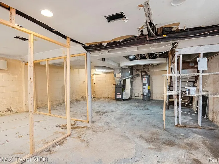 2607 Weithoff Ct — Photo 23