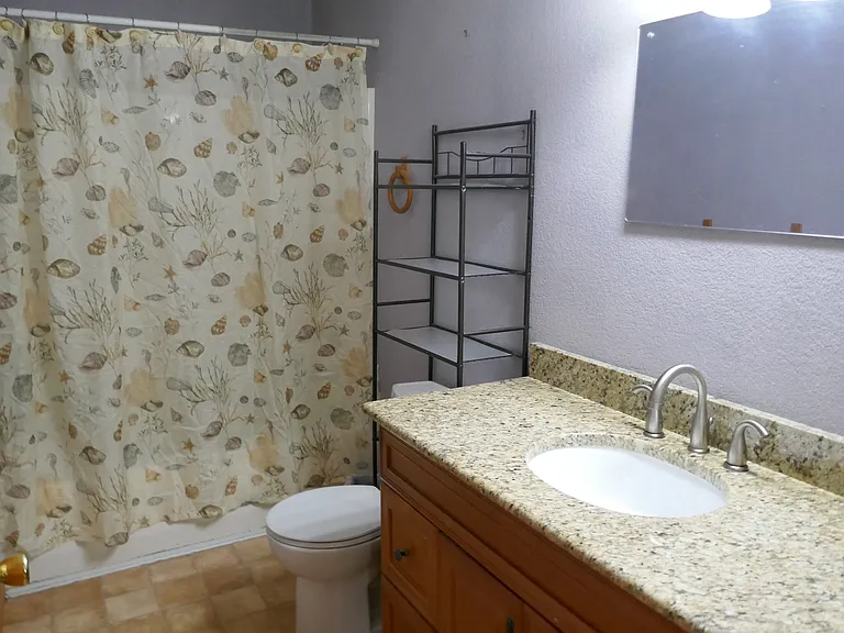 220 Riverview Ave — Photo 20