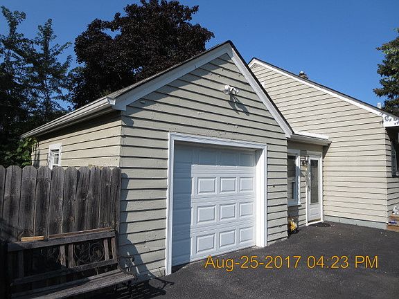 2nd image of 2110 N Bonnie Brook Ln