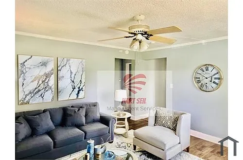 3829 Ellis Ave SW Photo 1