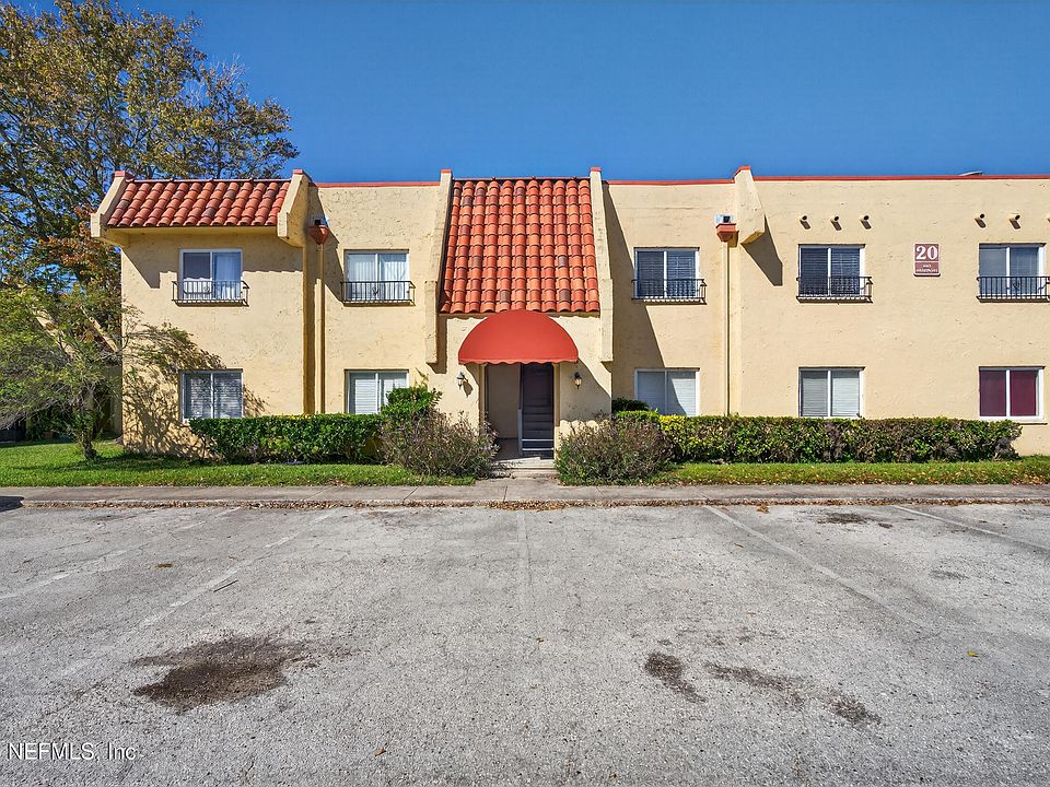 1st image of 3913 MISSION Drive #4