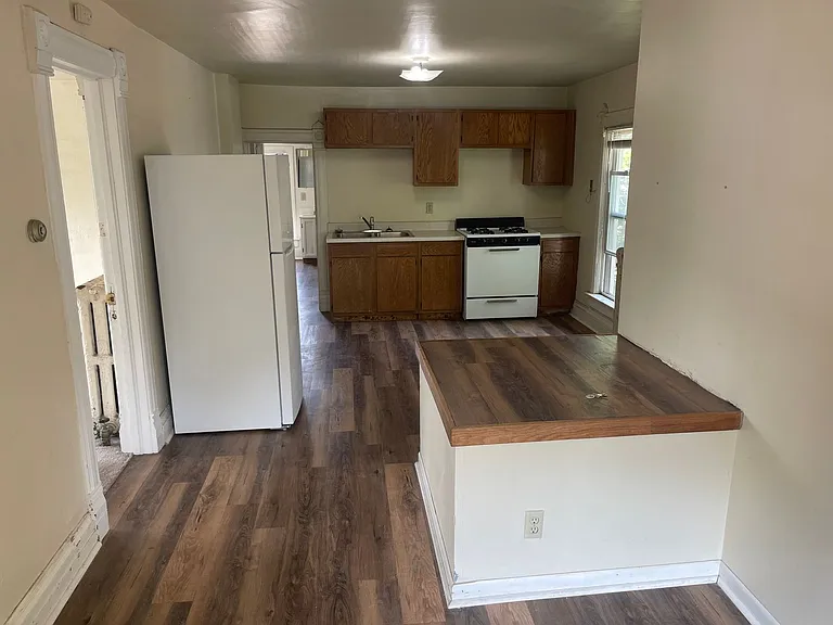 1207 High Ave — Photo 7