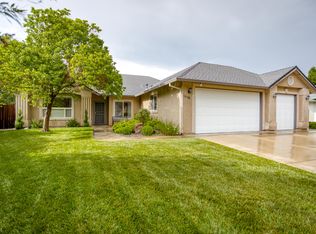 2618 Rhinestone Way, Redding, CA 96001