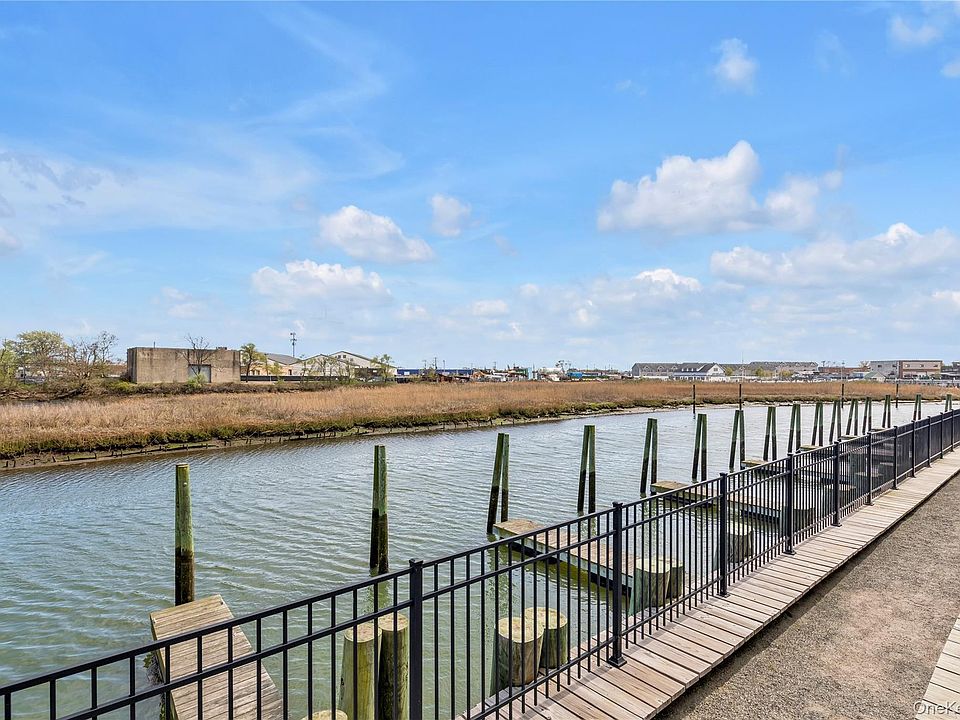 322 Marina Point, East Rockaway, NY 11518 | MLS #923907 | Zillow