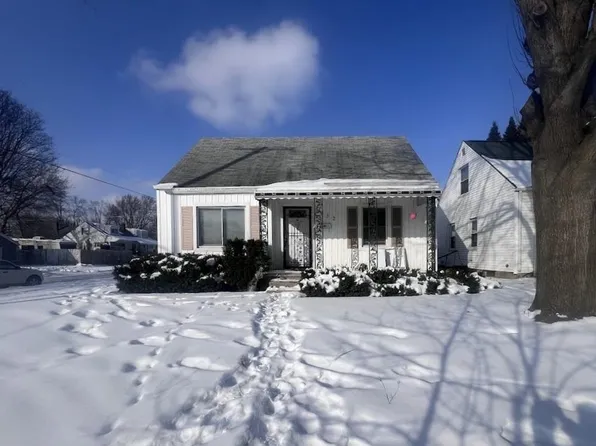 652 Crawford St, Flint, MI 48507