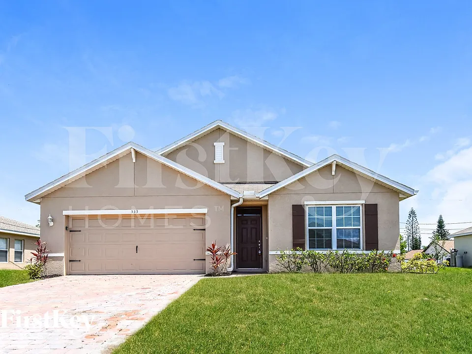 533 NW 13th Ter