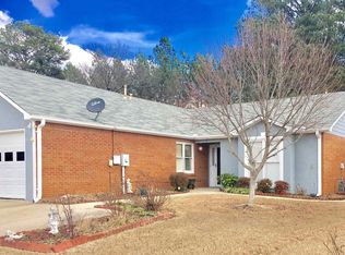170 Wilbanks Dr, Fayetteville, GA 30215