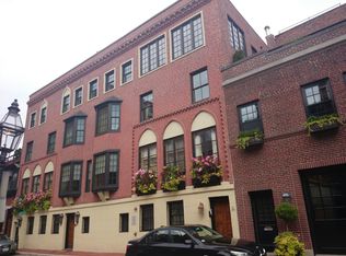 21 Beaver Pl, Boston, MA 02108