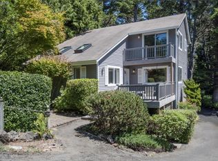 3560 Evergreen Ave, Depoe Bay, OR 97341