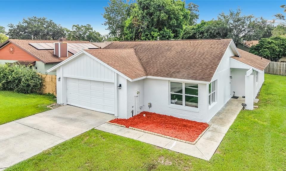 1st image of 635 BONIVIEW LANE