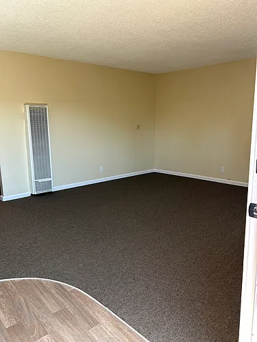 540 E Pleasant St #9 Photo 1