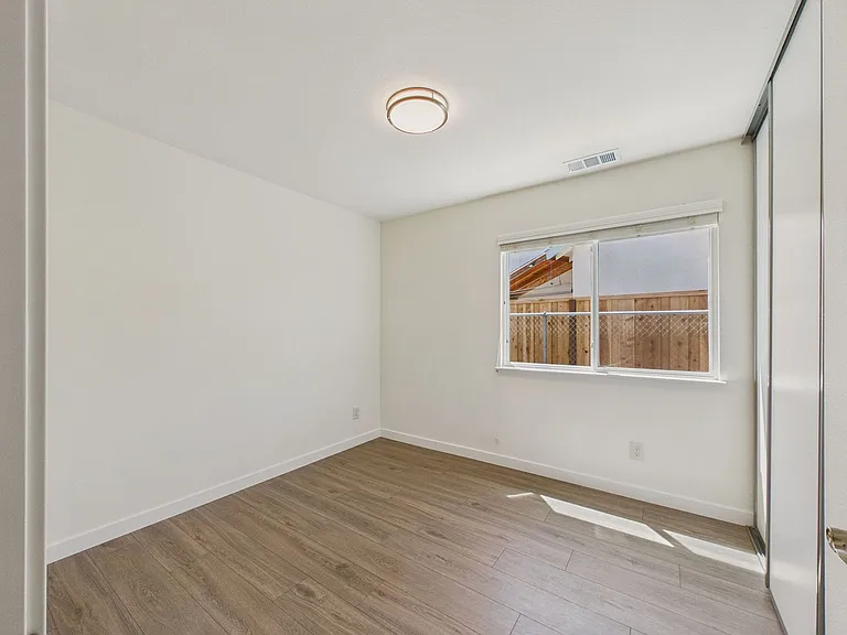 442 Fontanelle Dr — Photo 20