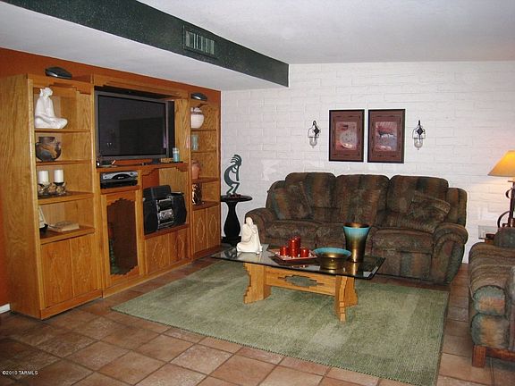 2nd image of 1720 E Calle Muleta