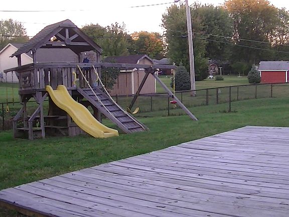 Rainbow play set and deck