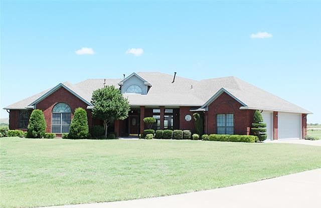 1st image of 6 NW Hillview Dr